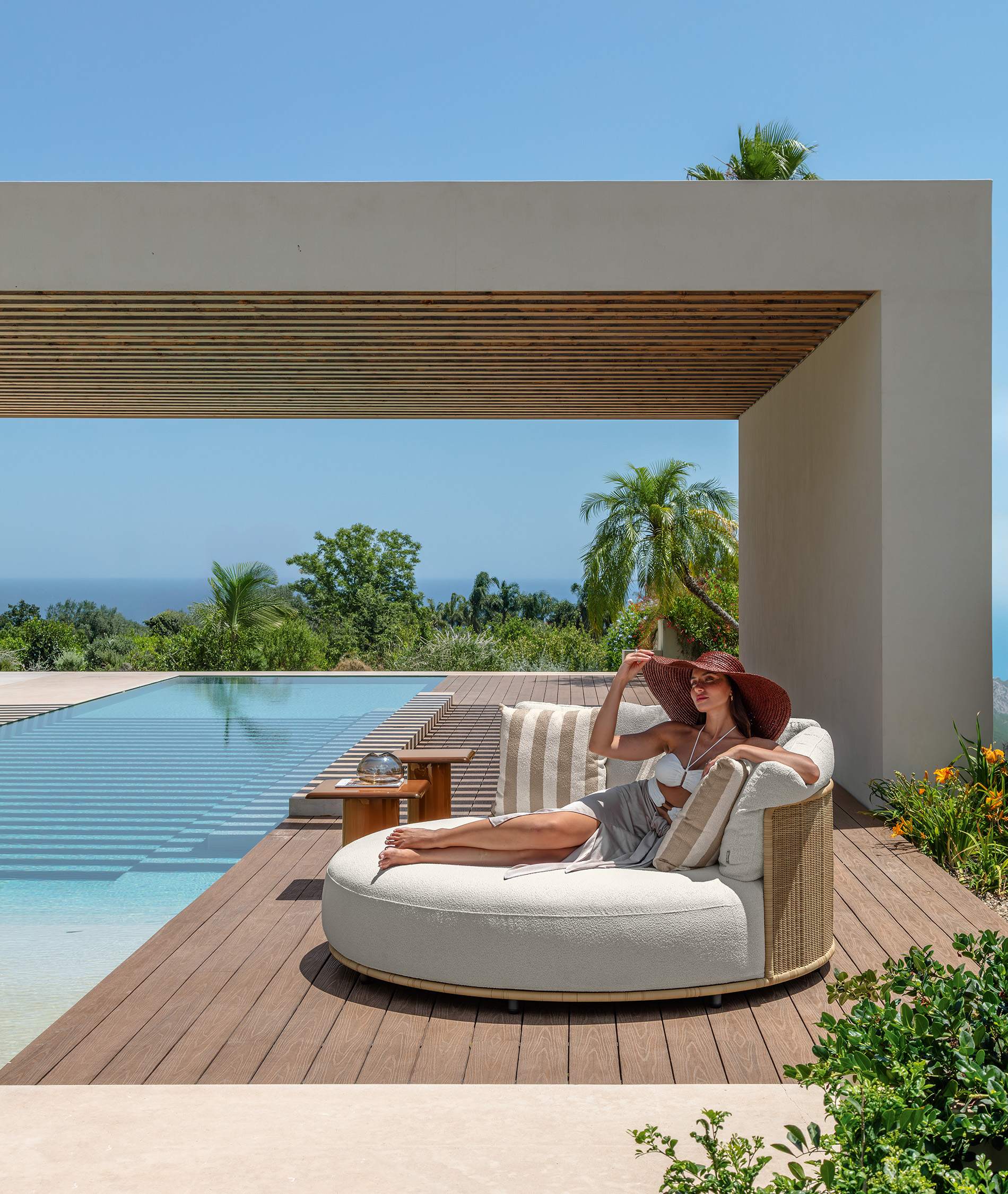 Talenti Daybed Bond